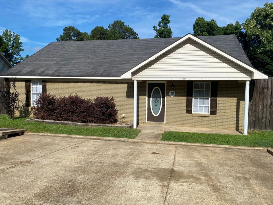 10 Co Rd 3077 in Oxford, MS - Building Photo