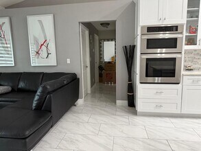 4706 Doral Pointe Dr in Kissimmee, FL - Building Photo - Building Photo