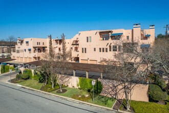 1506 W 13th St in Austin, TX - Foto de edificio - Building Photo