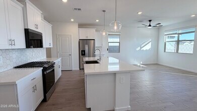 15809 Gary Fix Trl in Surprise, AZ - Building Photo - Building Photo