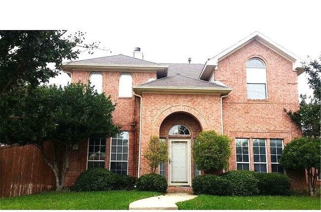 1717 Arbor Creek Dr in Garland, TX - Building Photo - Building Photo