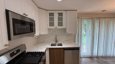 5222 Garner St in North Springfield, VA - Building Photo - Building Photo