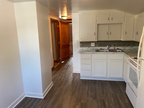 1202 S 11th Ave in Wausau, WI - Building Photo - Building Photo