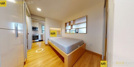 116 Mount Auburn St, Unit 61 in Cambridge, MA - Foto de edificio - Building Photo