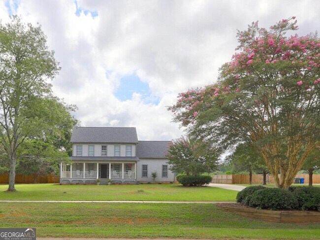 property at 216 Queens Cemetery Rd