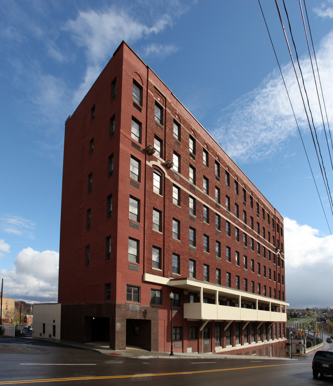 Eastview Unity Apartments in Fairmont, WV - Building Photo - Building Photo