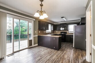 3655 Starboard Ln in Snellville, GA - Foto de edificio - Building Photo