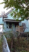 2333A N 10th St in Milwaukee, WI - Building Photo