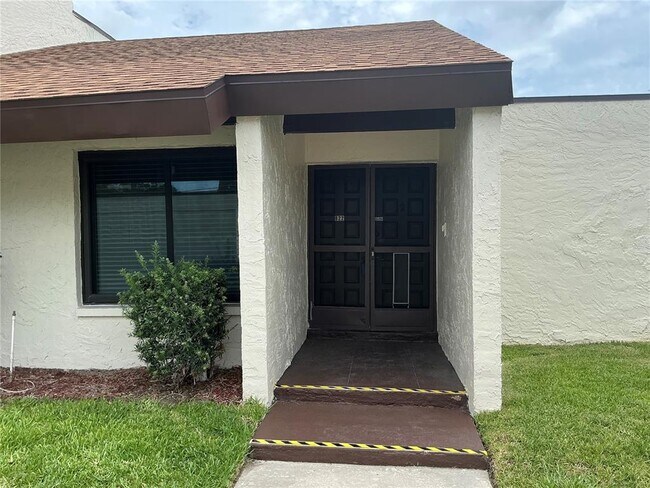 2207 Belleair Rd