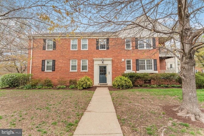 property at 1308 Belle View Blvd