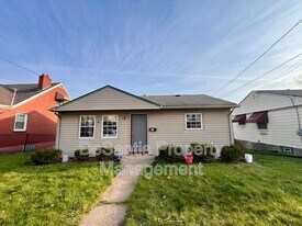 829 6th Ave in Coraopolis, PA - Building Photo