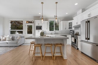 35598 McKee Rd in Abbotsford, BC - Foto de edificio - Building Photo