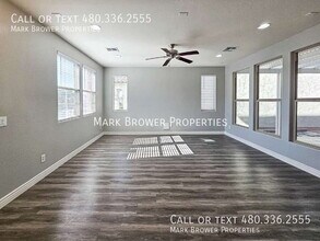 8964 W Northview Ave in Glendale, AZ - Building Photo - Building Photo