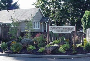 Country Rambler Apartments