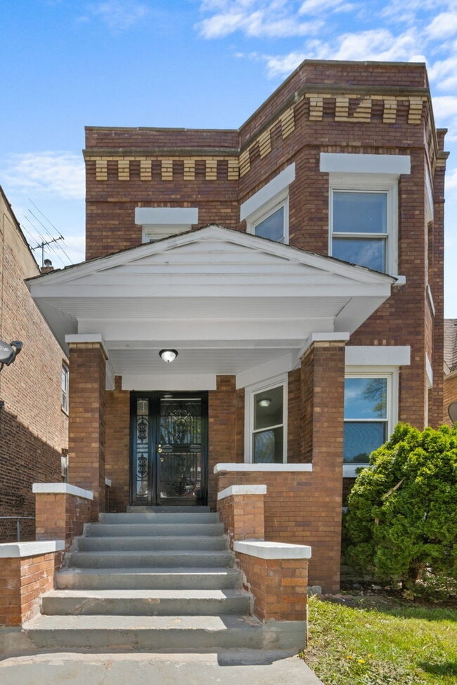 1031 N Drake Ave in Chicago, IL - Building Photo - Building Photo