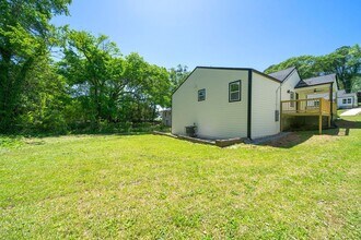 2658 Blount St in Atlanta, GA - Building Photo - Building Photo