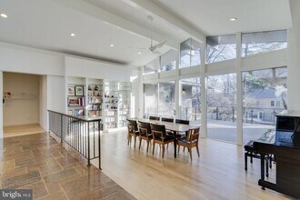 6104 Clearwood Rd in Bethesda, MD - Building Photo - Building Photo