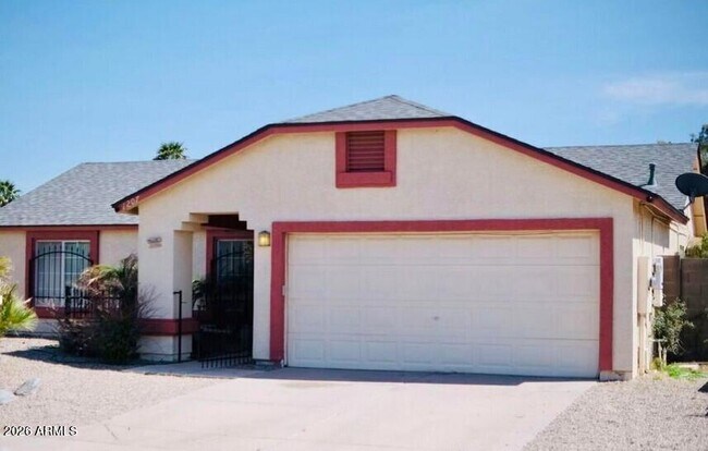 1207 E Avenida Luna in Casa Grande, AZ - Building Photo - Building Photo