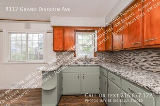 8112 Grand Division Ave in Garfield Heights, OH - Building Photo - Building Photo