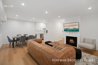 7441 Hazeltine Ave in Los Angeles, CA - Building Photo - Building Photo