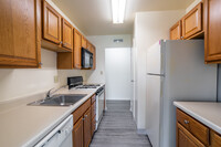 Aspen Hill Apartments in Harrisburg, PA - Building Photo - Interior Photo