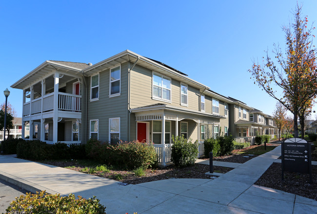 Victoria Green in Hercules, CA - Foto de edificio - Building Photo