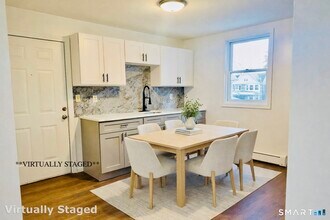 470 Wood Ave in Bridgeport, CT - Building Photo - Building Photo