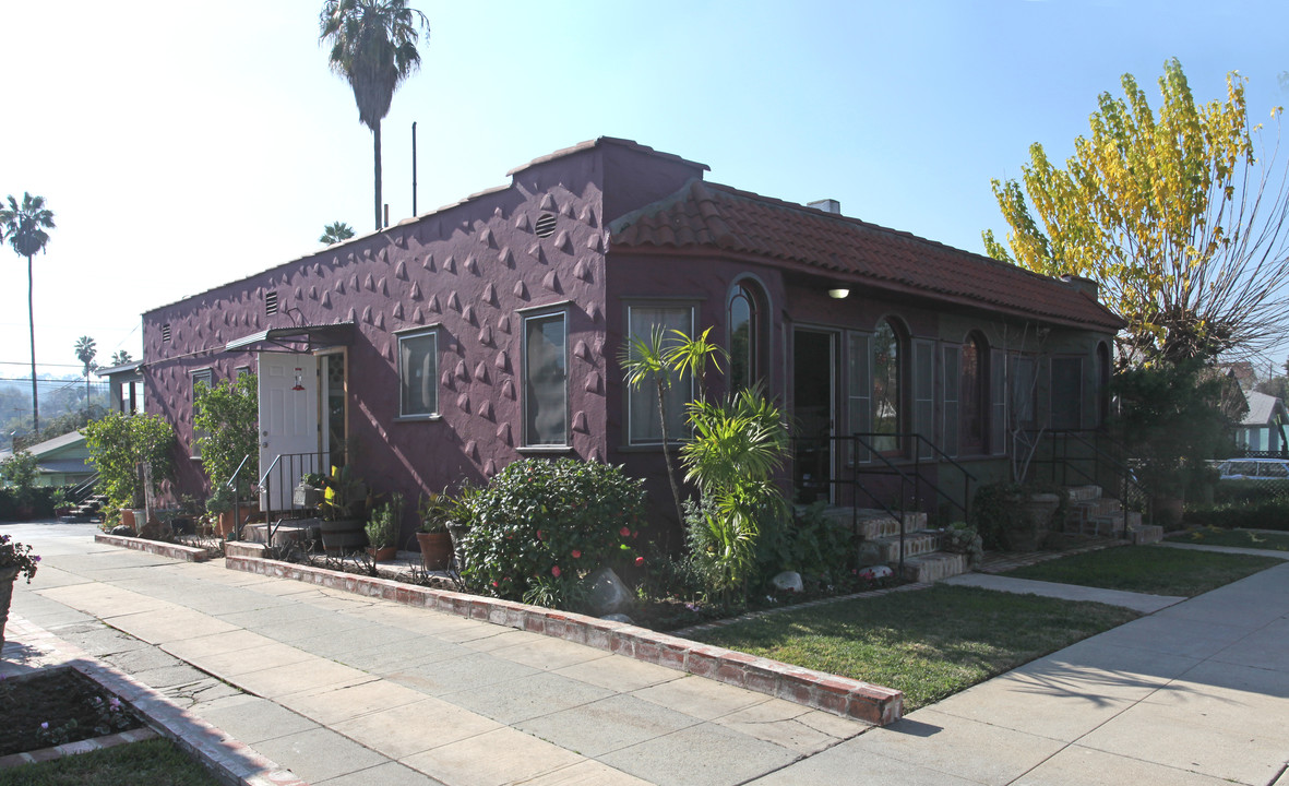 4936 Stratford Rd in Los Angeles, CA - Building Photo