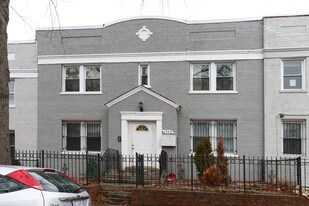 1242 Queen St NE in Washington, DC - Building Photo