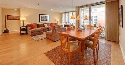 255 Berry St in San Francisco, CA - Building Photo - Building Photo
