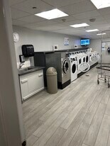 77 Pond Ave, Unit 403 in Brookline, MA - Building Photo