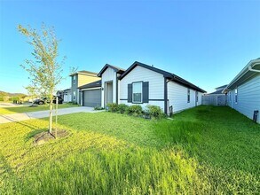 31611 Farlam Farms Trl in Brookshire, TX - Building Photo - Building Photo
