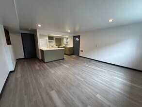 21304 3rd Ave S in Des Moines, WA - Building Photo - Building Photo