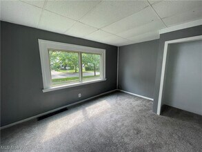 730 Noble Ave in Akron, OH - Building Photo - Building Photo