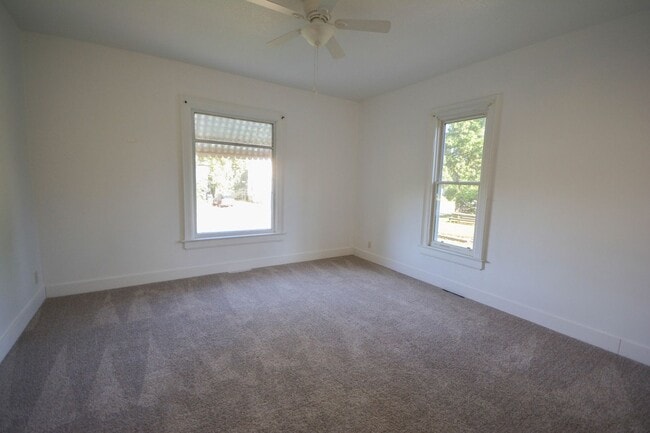 property at 428 9th Ave SE