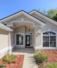 12171 Basalt Dr N in Jacksonville, FL - Foto de edificio - Building Photo