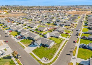 1409 W Electra St in Moses Lake, WA - Building Photo - Building Photo