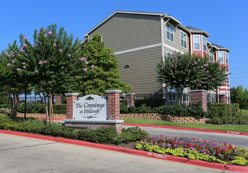Crossings at Hillcroft Photo