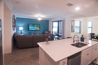 17520 Gawthrop Dr, Unit 302 - Endless Summer in Bradenton, FL - Building Photo - Building Photo