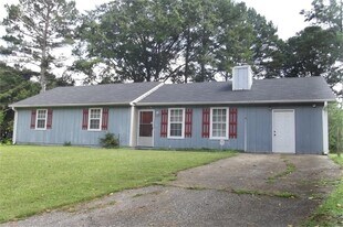 3214 Craven Ridge Dr in Powder Springs, GA - Building Photo