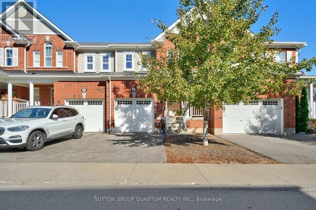 230 Avonsyde Blvd in Hamilton, ON - Building Photo - Building Photo
