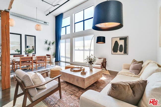 4115 Glencoe Ave in Marina Del Rey, CA - Building Photo - Building Photo
