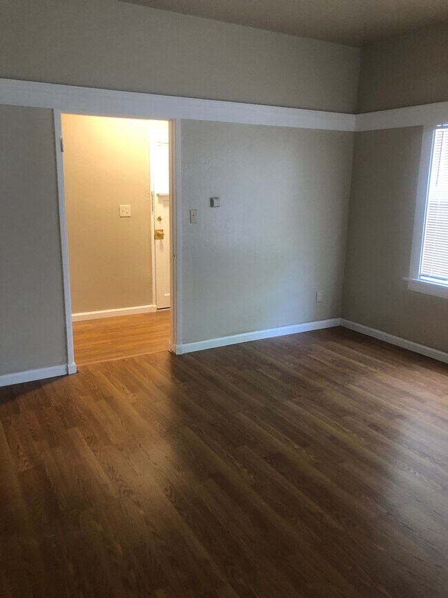 1019 Linden St, Unit 1019 in Oakland, CA - Building Photo - Building Photo