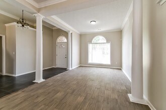 4918 Noel Mission Dr in Memphis, TN - Building Photo - Building Photo