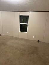 811 Pointview Ct in Paintsville, KY - Foto de edificio - Building Photo