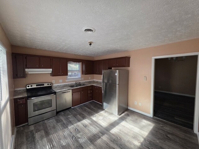 3003 Thornhill Rd in Fayetteville, NC - Building Photo - Building Photo