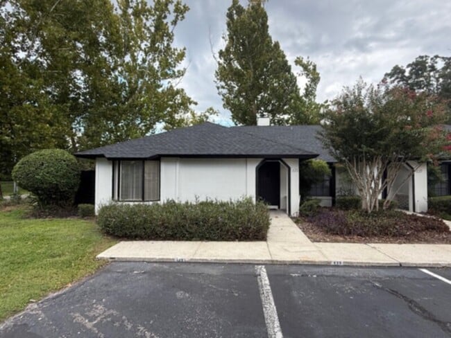 property at 435 Blue Bird St