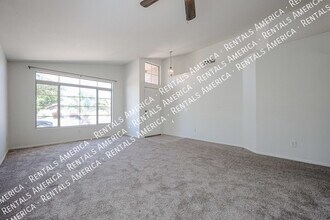 127 W Gail Dr in Gilbert, AZ - Building Photo - Building Photo
