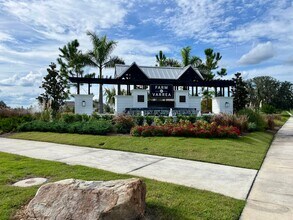 3505 Thistle Bank Ct in Plant City, FL - Building Photo - Building Photo