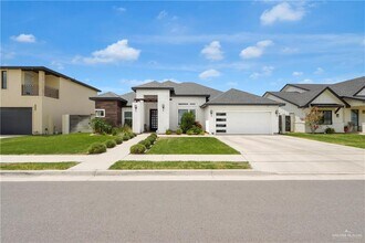 13905 N 35th St in McAllen, TX - Building Photo - Building Photo